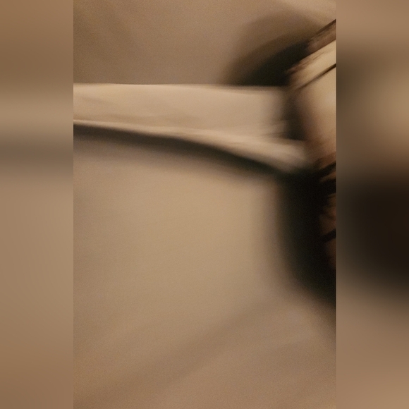 Tropical Palm Print Tote Bag - Pink and Black By Avon NWOT - Picture 3 of 6